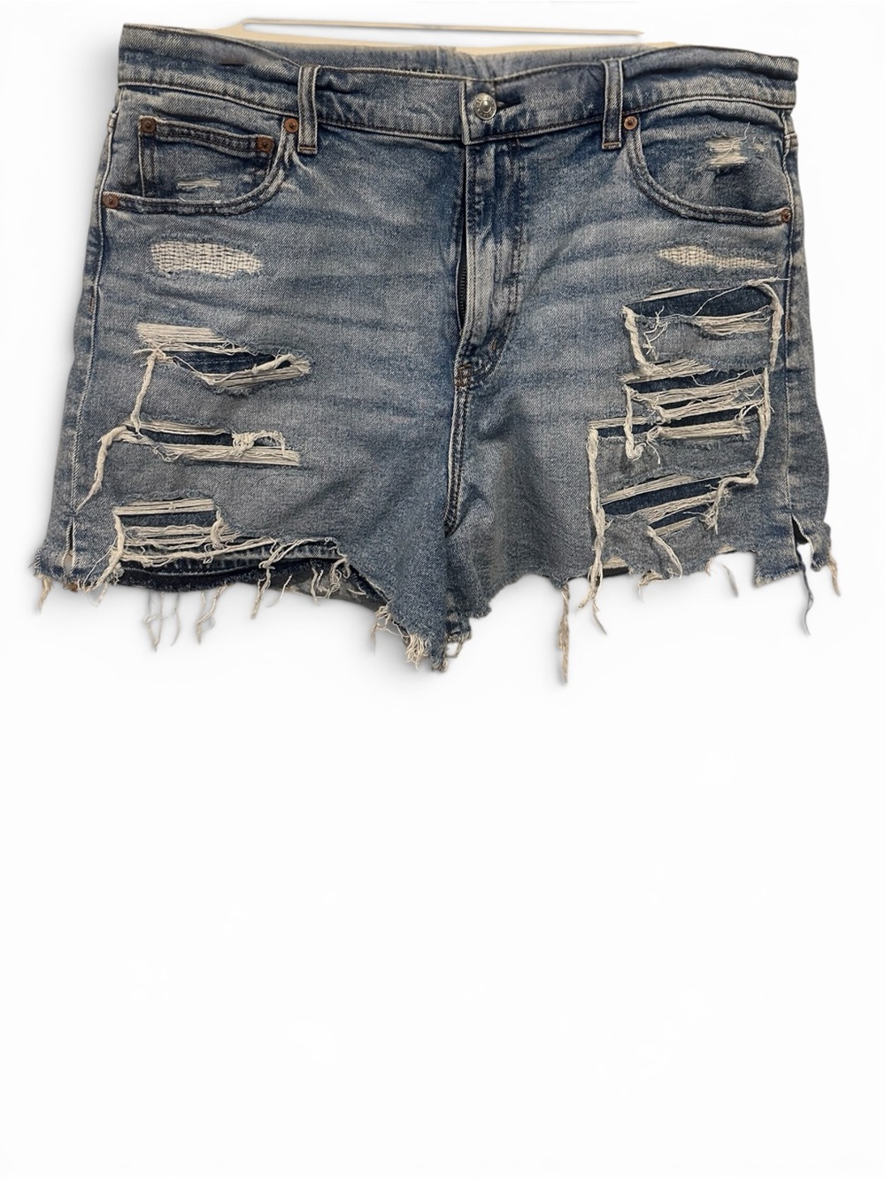 AE High Raise 90’s Distressed Boyfriend Shorts 16